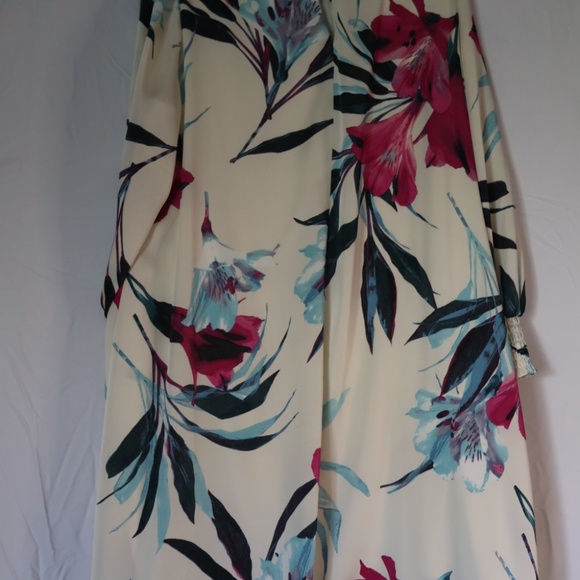 Ignite Evenings Shift Dress - Picture 5 of 7